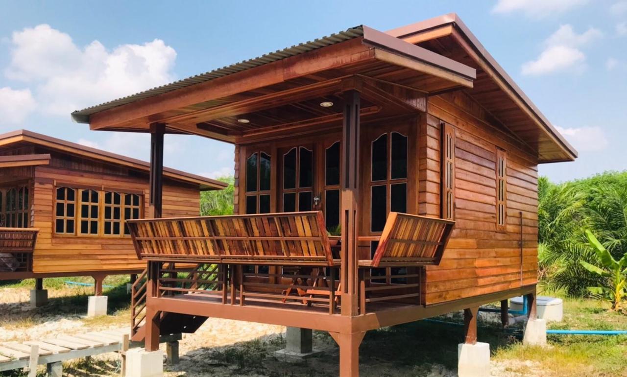 Raina Bualuang Cafe & Farm Stay Ban Na No Exterior photo