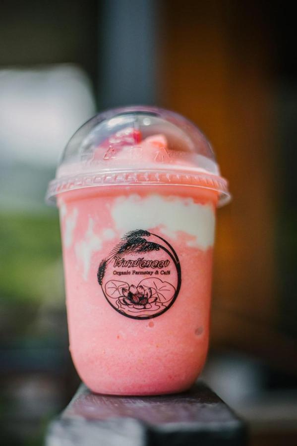 Raina Bualuang Cafe & Farm Stay Ban Na No Exterior photo